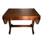 Bureau vendu / Table d'appoint de style Empire en acajou avec tiroir.