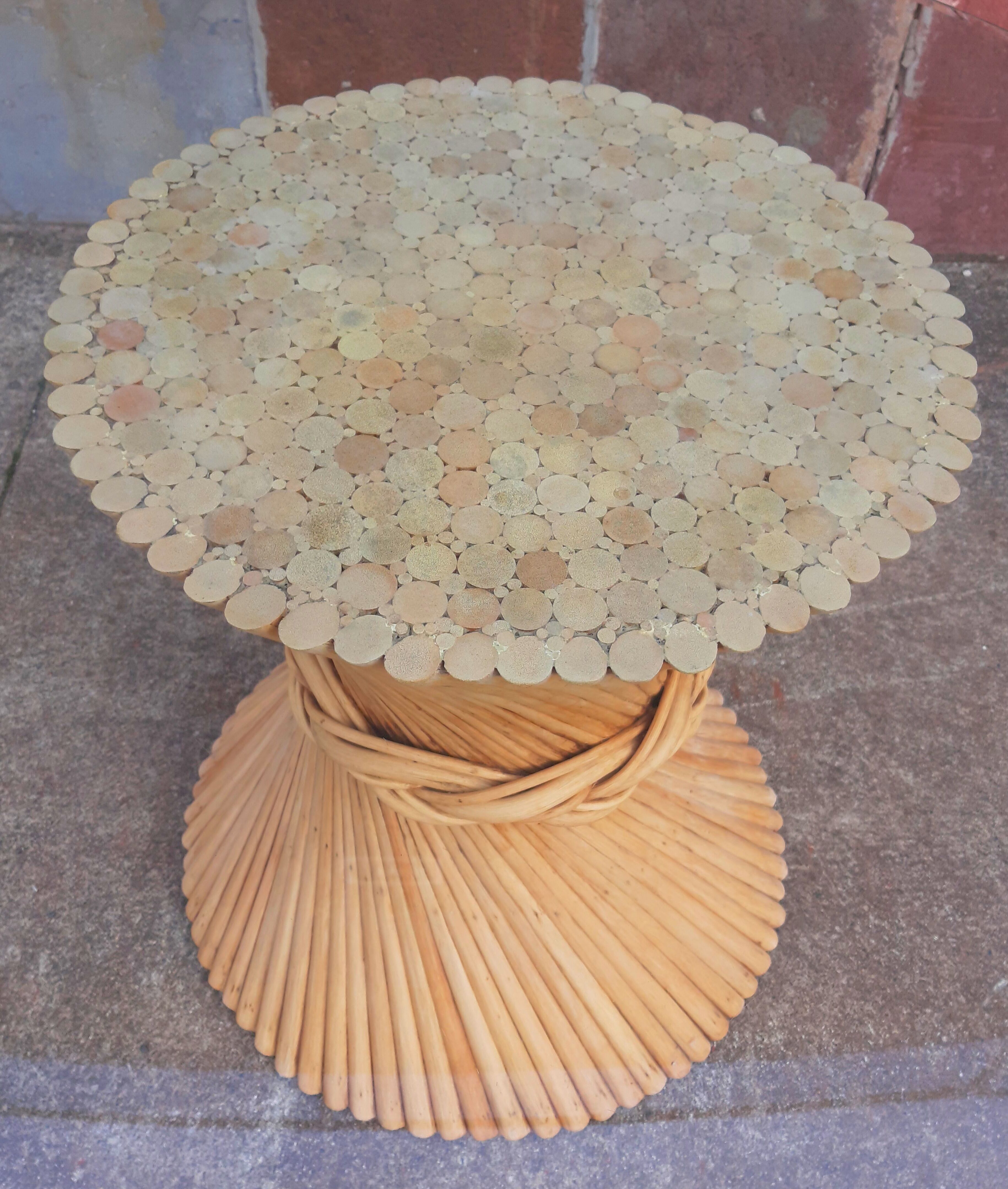 Round table "Sheaf of wheat" Mc Guire