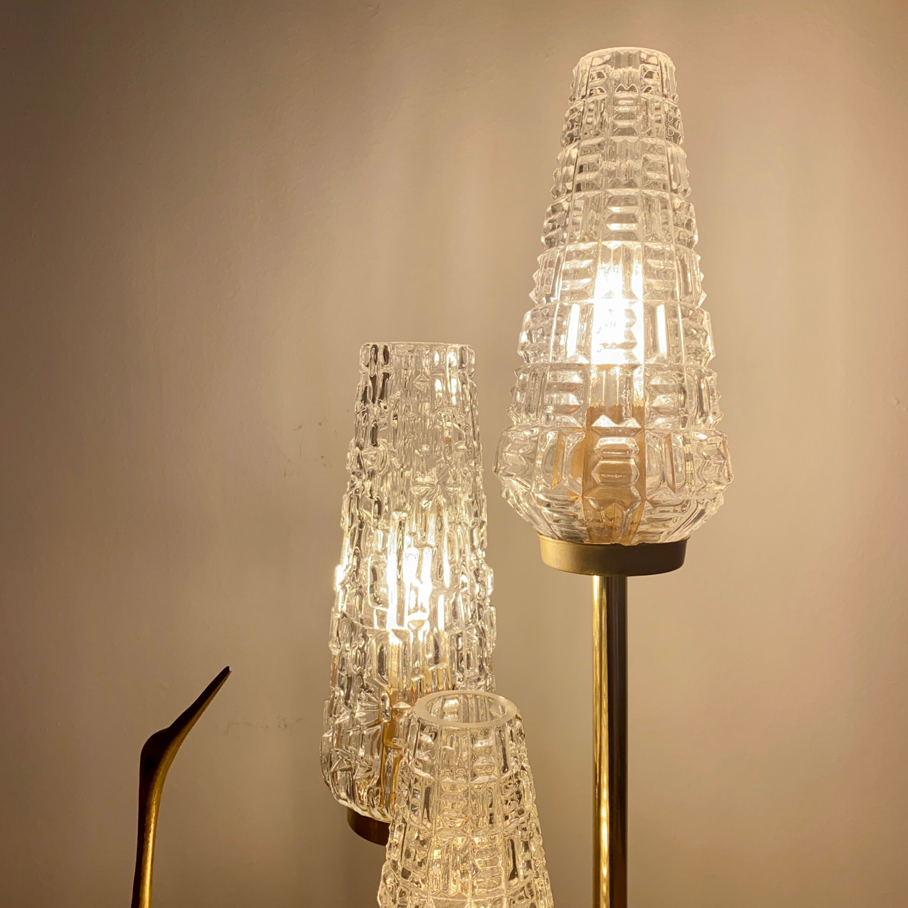 Table lamp troix lights vintage glass globes