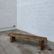 Table basse brutaliste