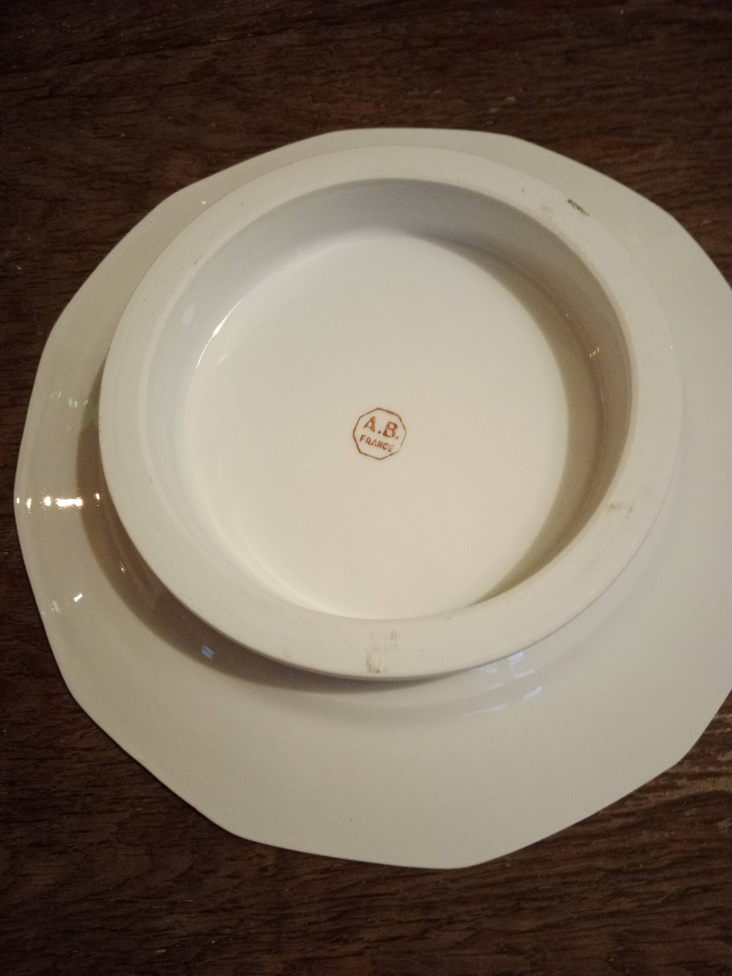 Vintage presentation plate on foot