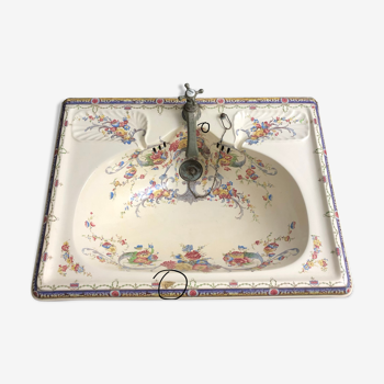 Ancient sink - English earthenware