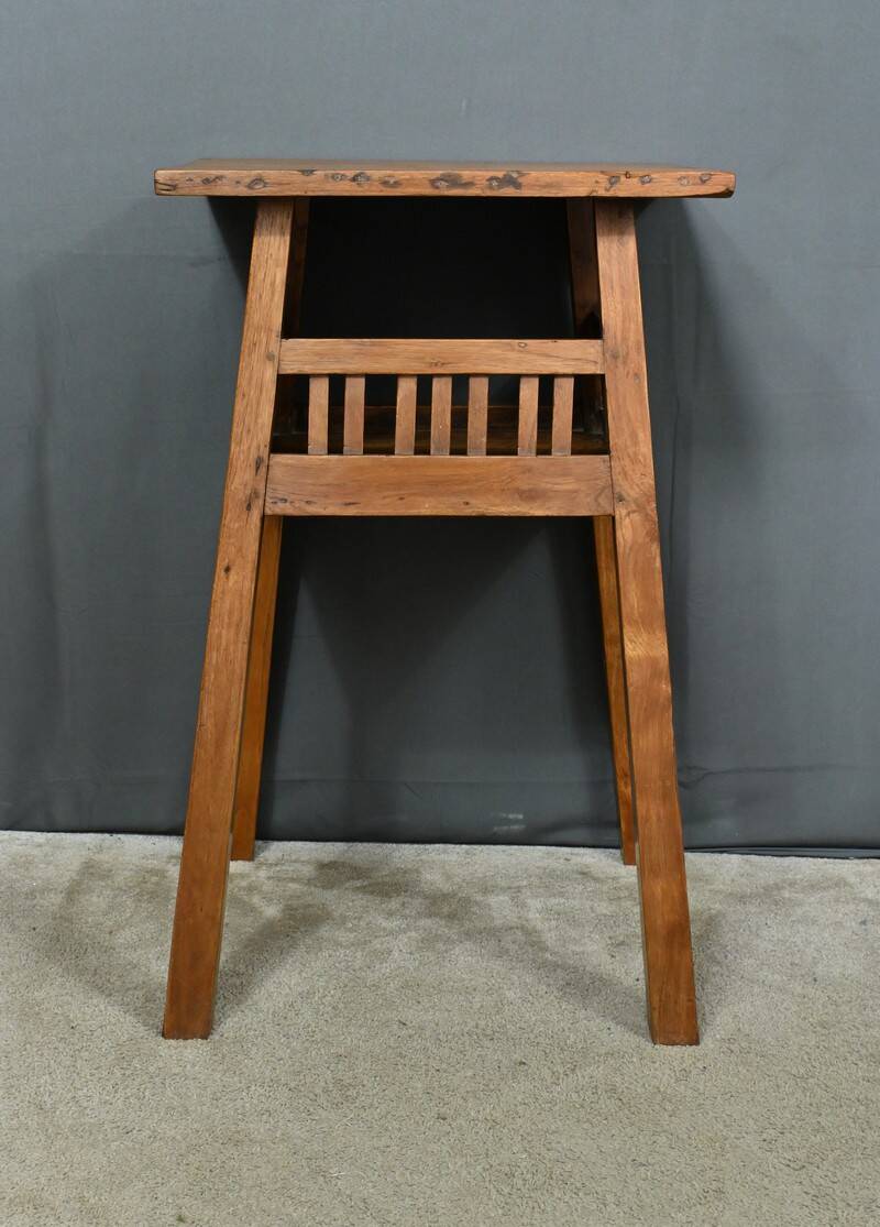 Walnut Sculptor's Stand – 19th Century