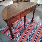 Round or half-moon oak table