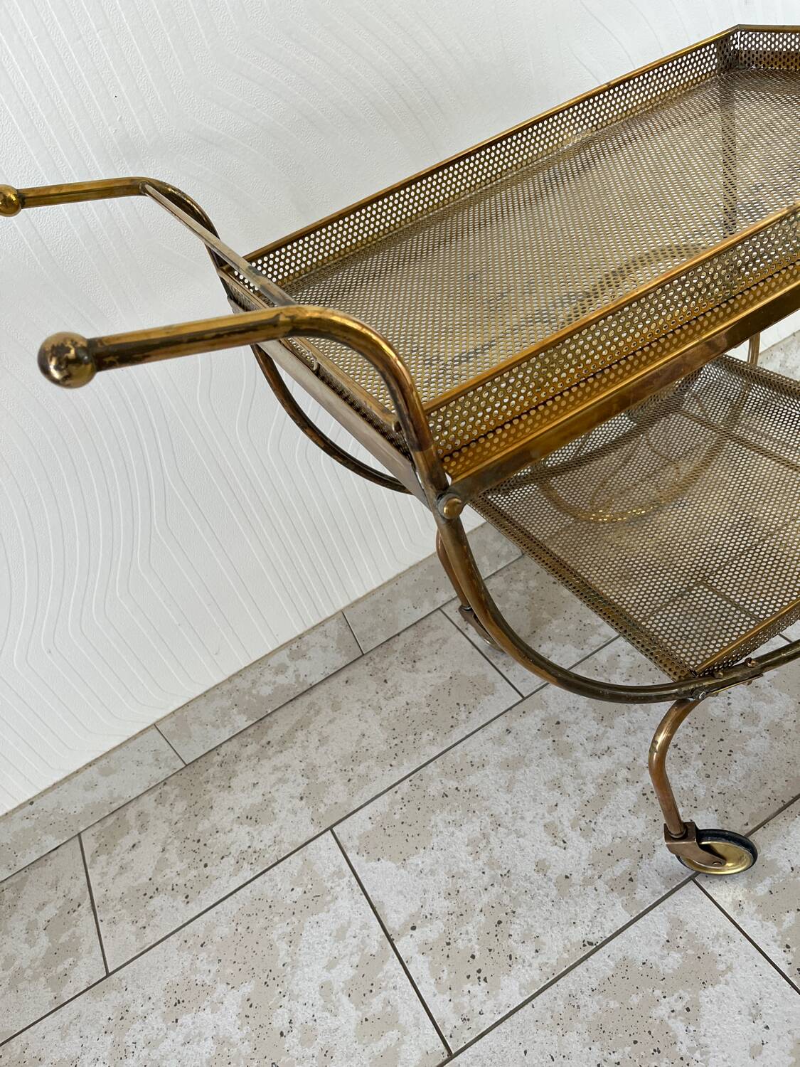 Desserte / bar roulant en laiton de Josef Franck pour Svenskt Tenn Suede annee 50/60