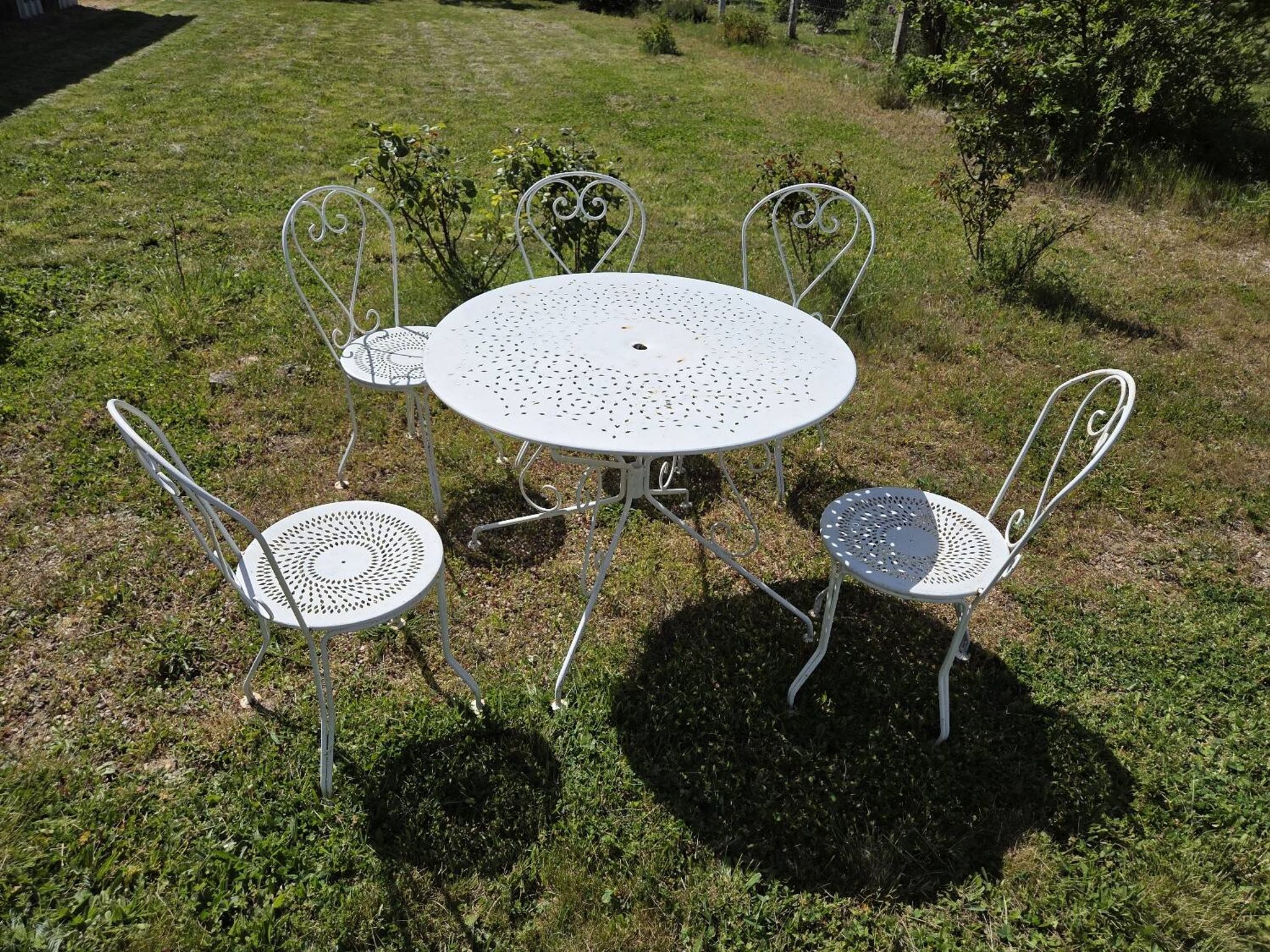 Mid-century wrought iron garden furniture