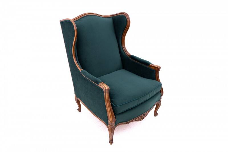Fauteuil français ancien datant d'environ 1890. Après restauration.