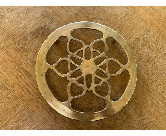 Golden brass table mat vintage floral pattern