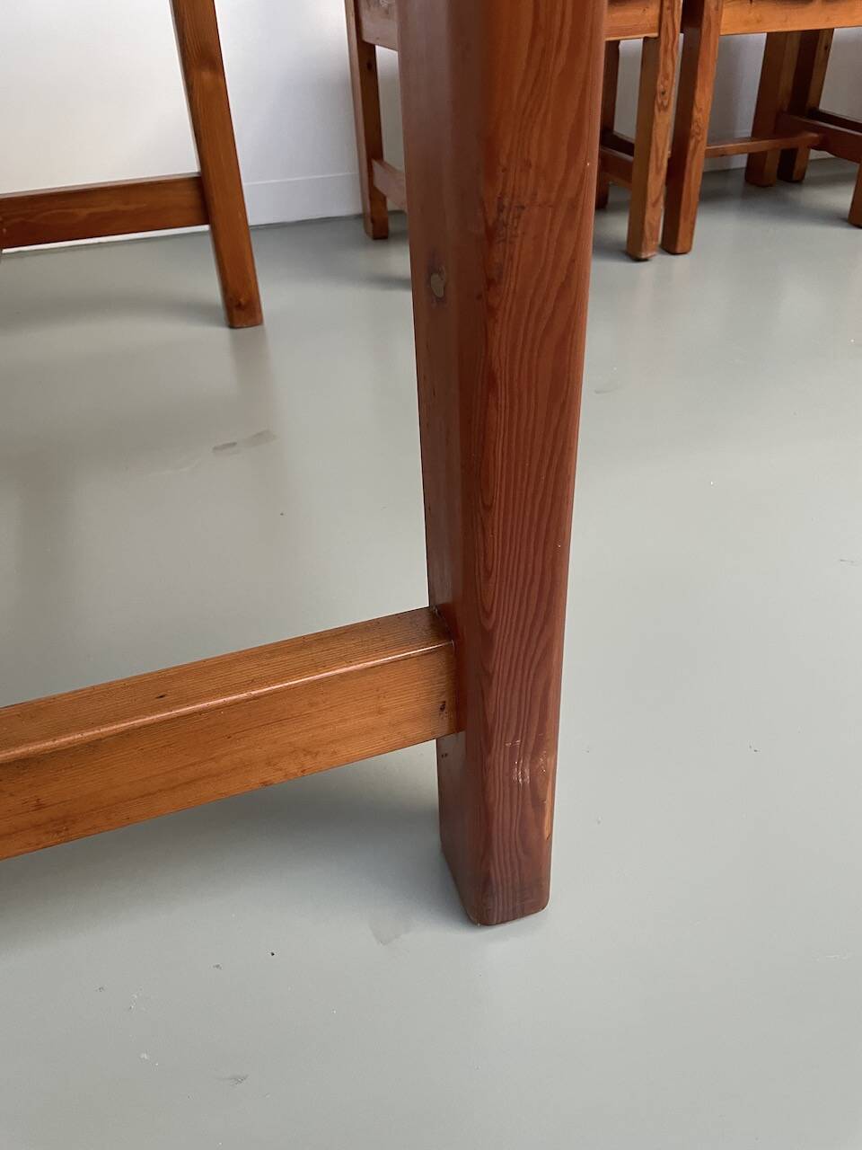 Set of table and 4 chairs, 60s mountain furniture