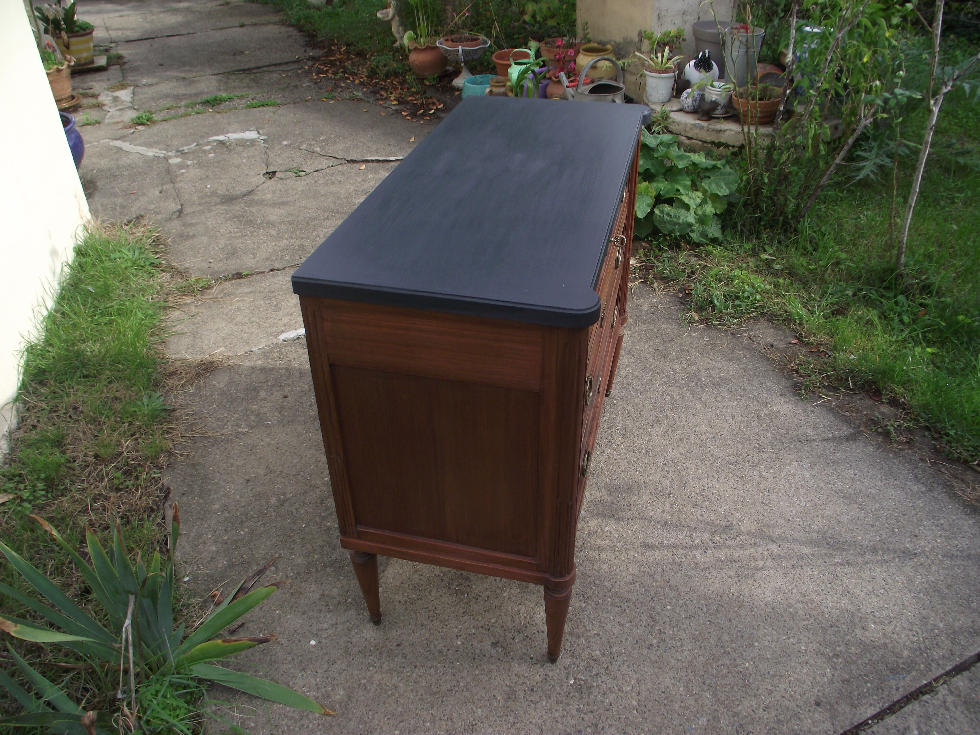 Louis XVI mahogany chest of drawers