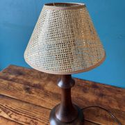 Lampe à poser en bois massif