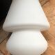 Lampe champignon en opaline blanche