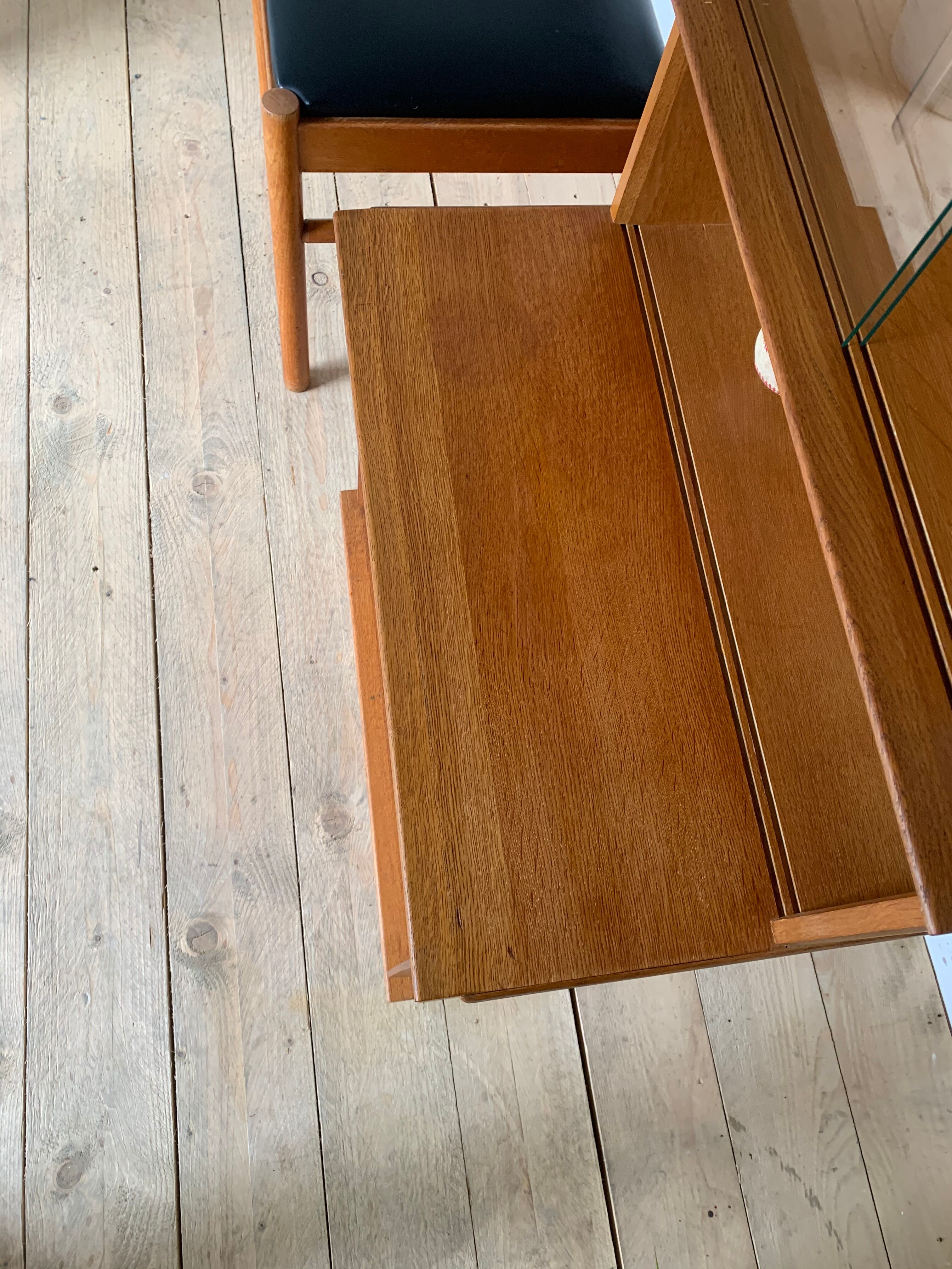 Vintage Oscar oak library