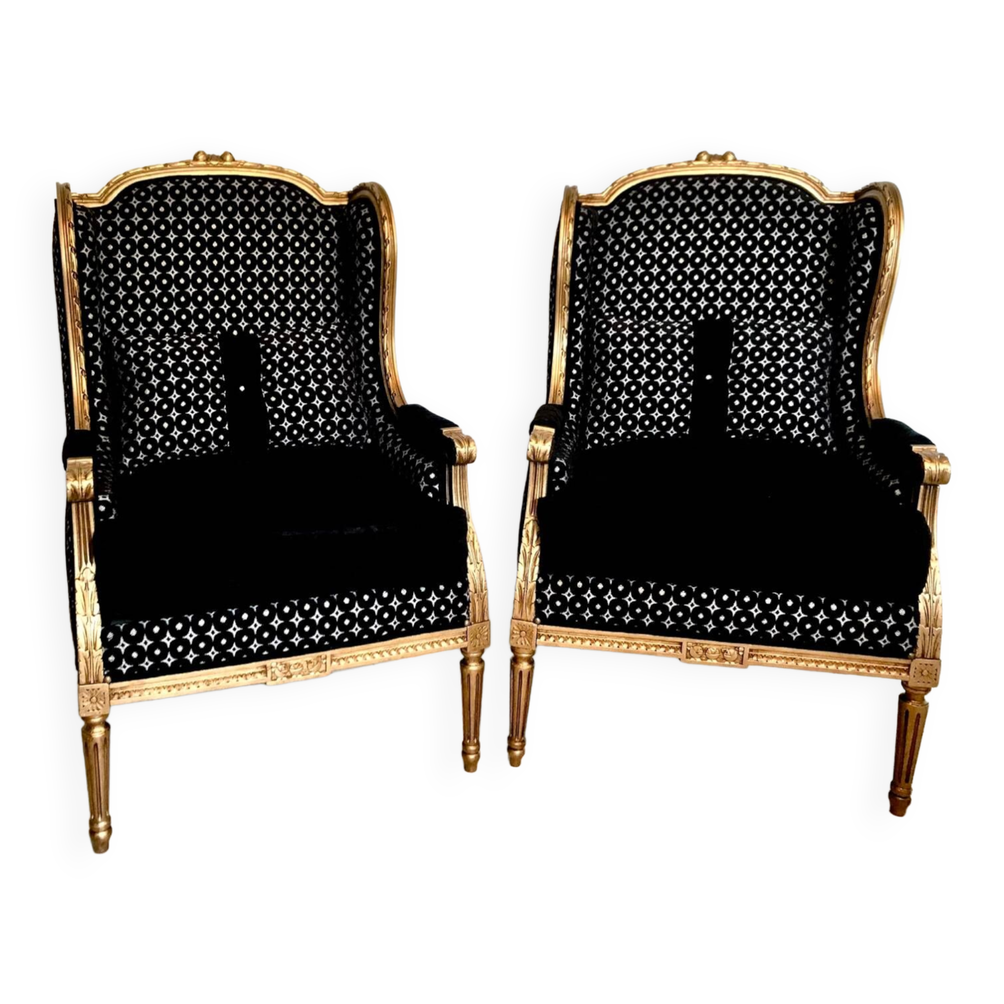 Fully restored old shepherdess armchairs