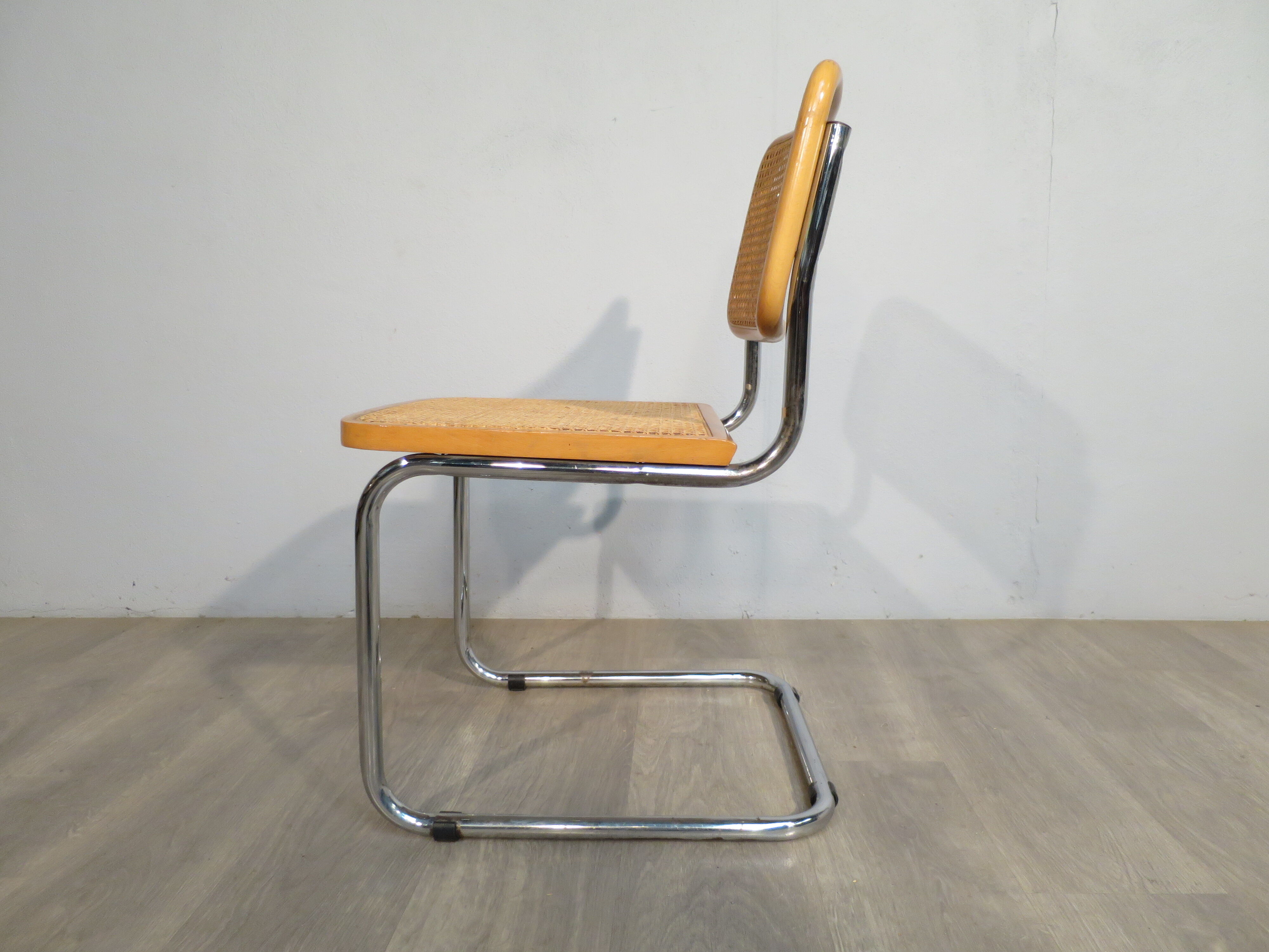 B32 Marcel Breuer chair