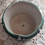 Cache pot in dabbling