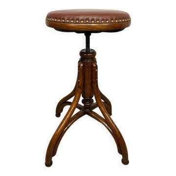 Swivel bar stool