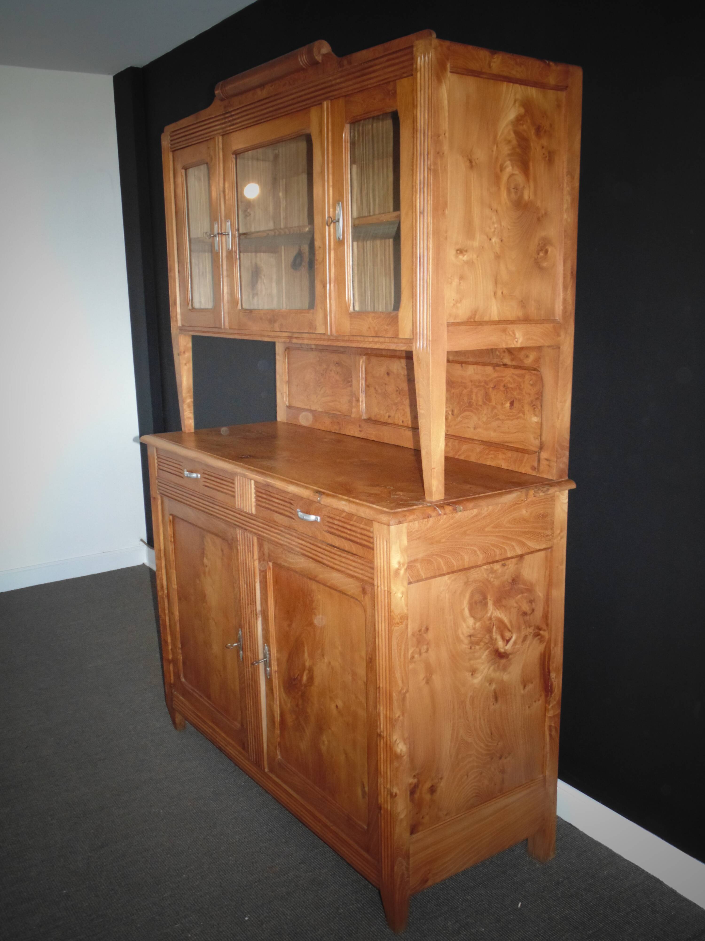 Two-body glass buffet in elm