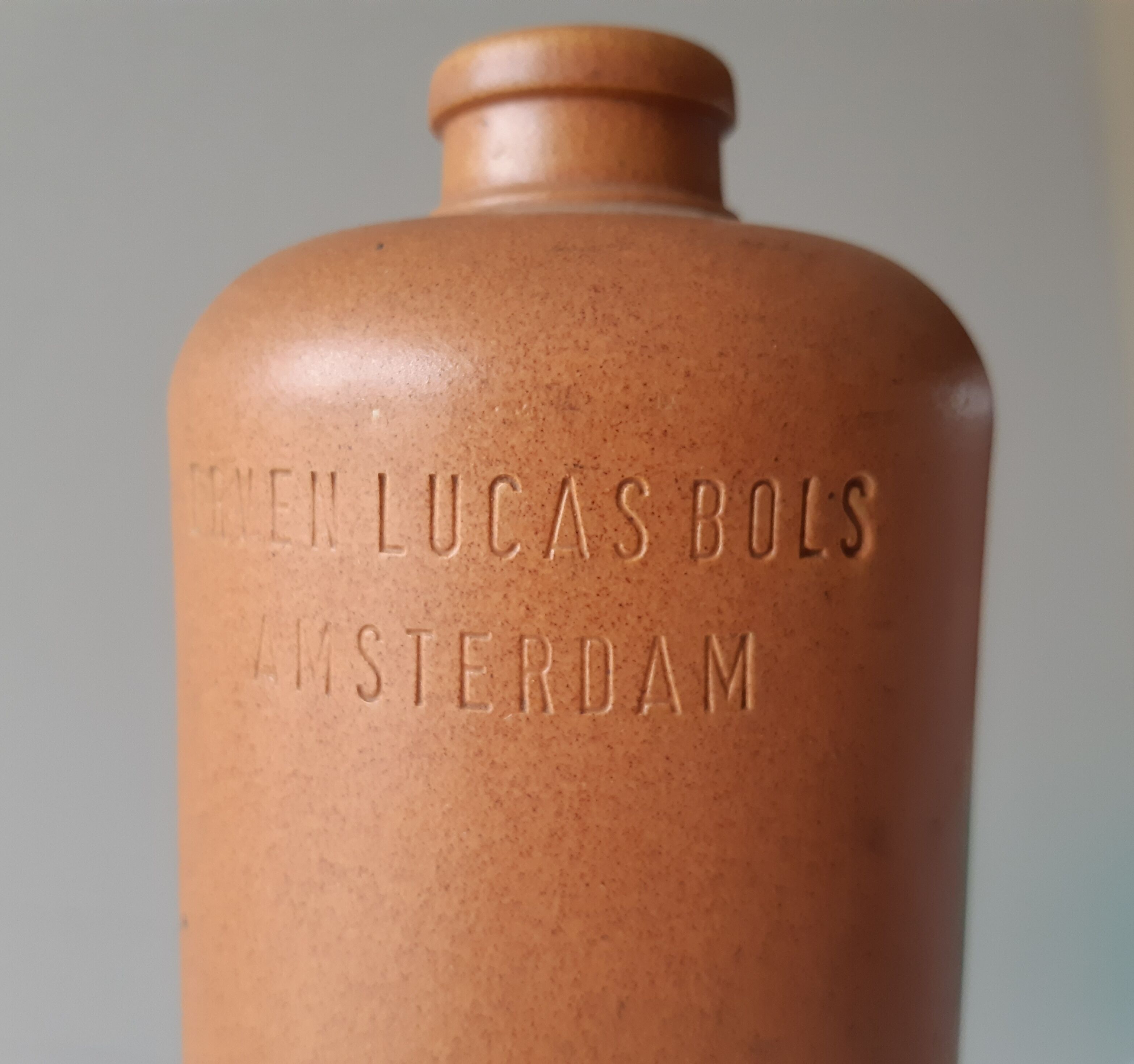 Old sandstone bottle - Erven Lucas Bols Beerenburg Amsterdam clay bottle m.k.m