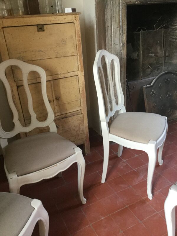 Lot de 5 chaises anciennes en chêne