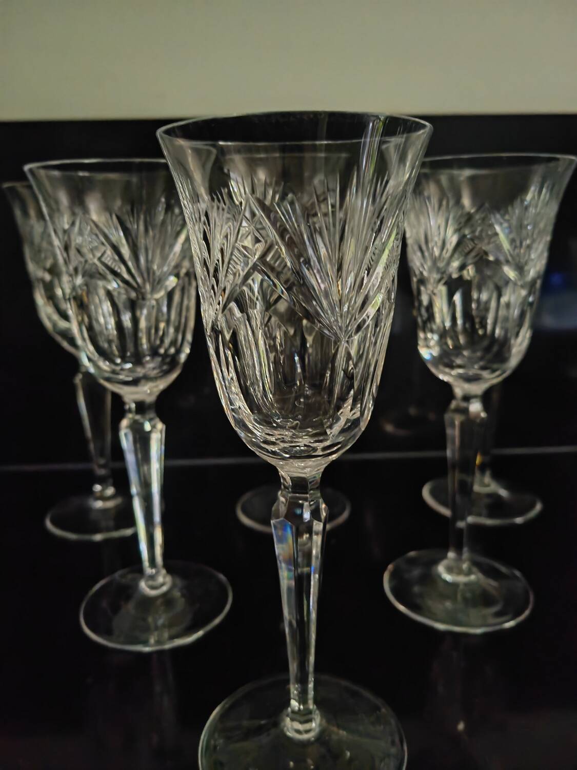 Cut Champagne flutes