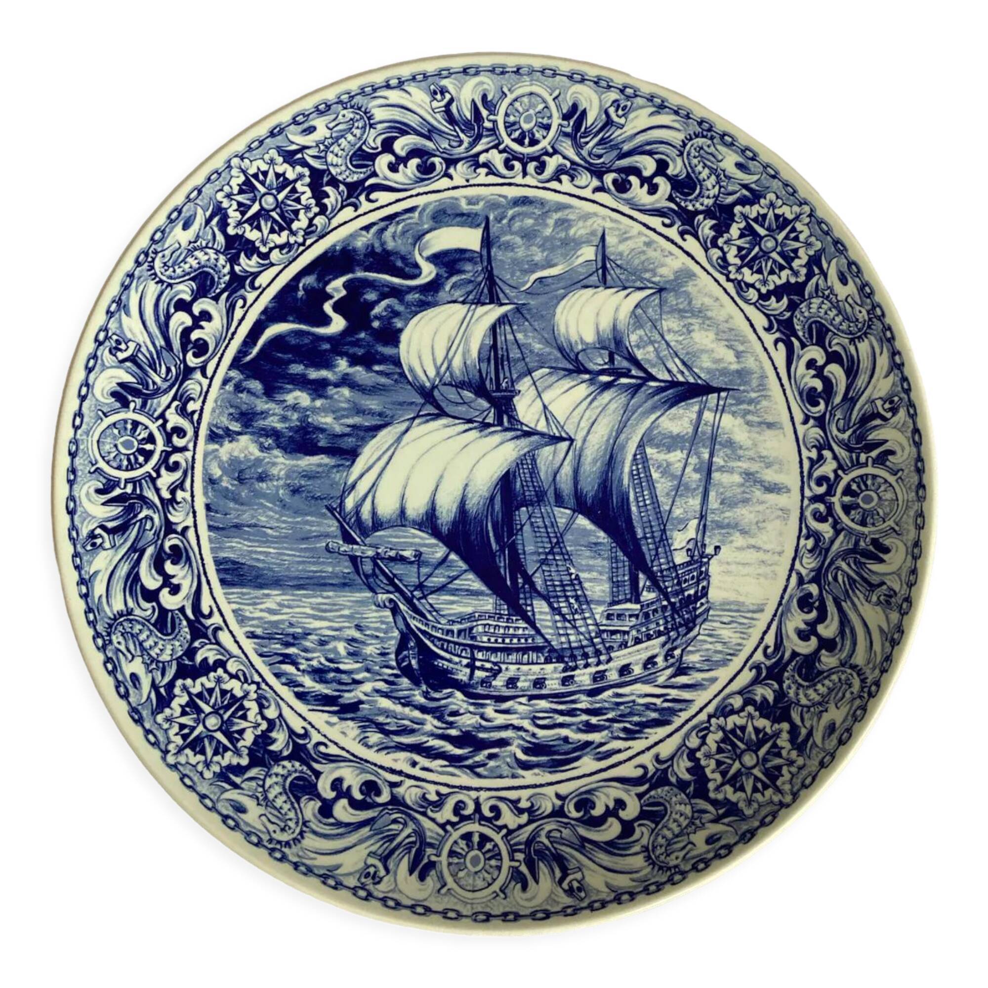 Delft plate sailboat motif