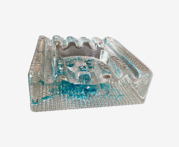 Empty pocket or large glass ashtray