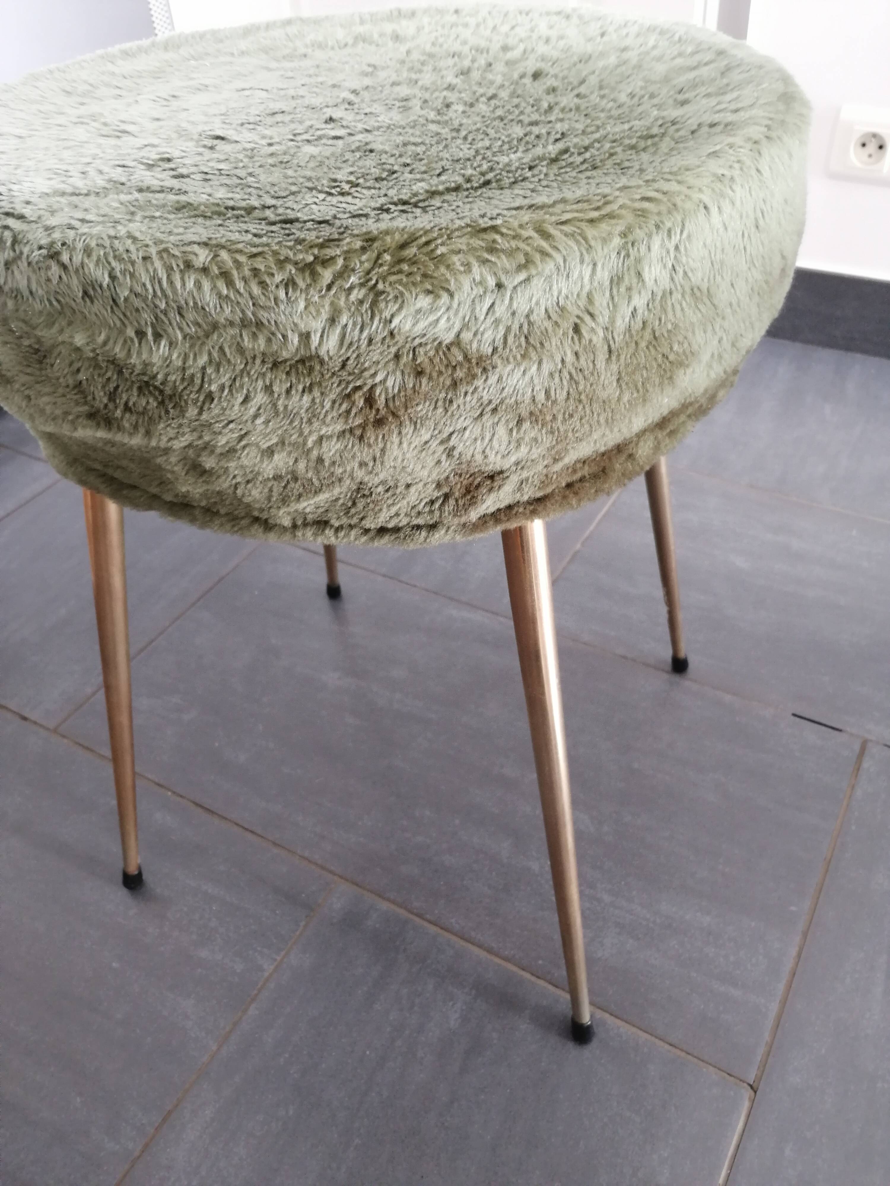Stool Pelfran moumoute