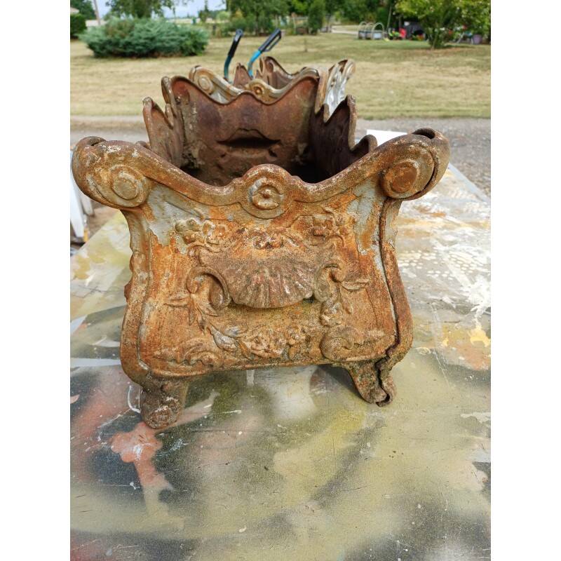 Pair of enamelled cast iron planters from 1900 from Charleville-Mézières