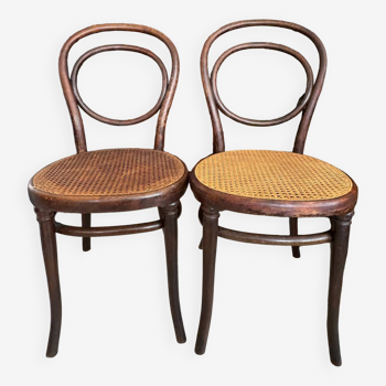 Ancienne paire de chaises bistrot Thonet N10