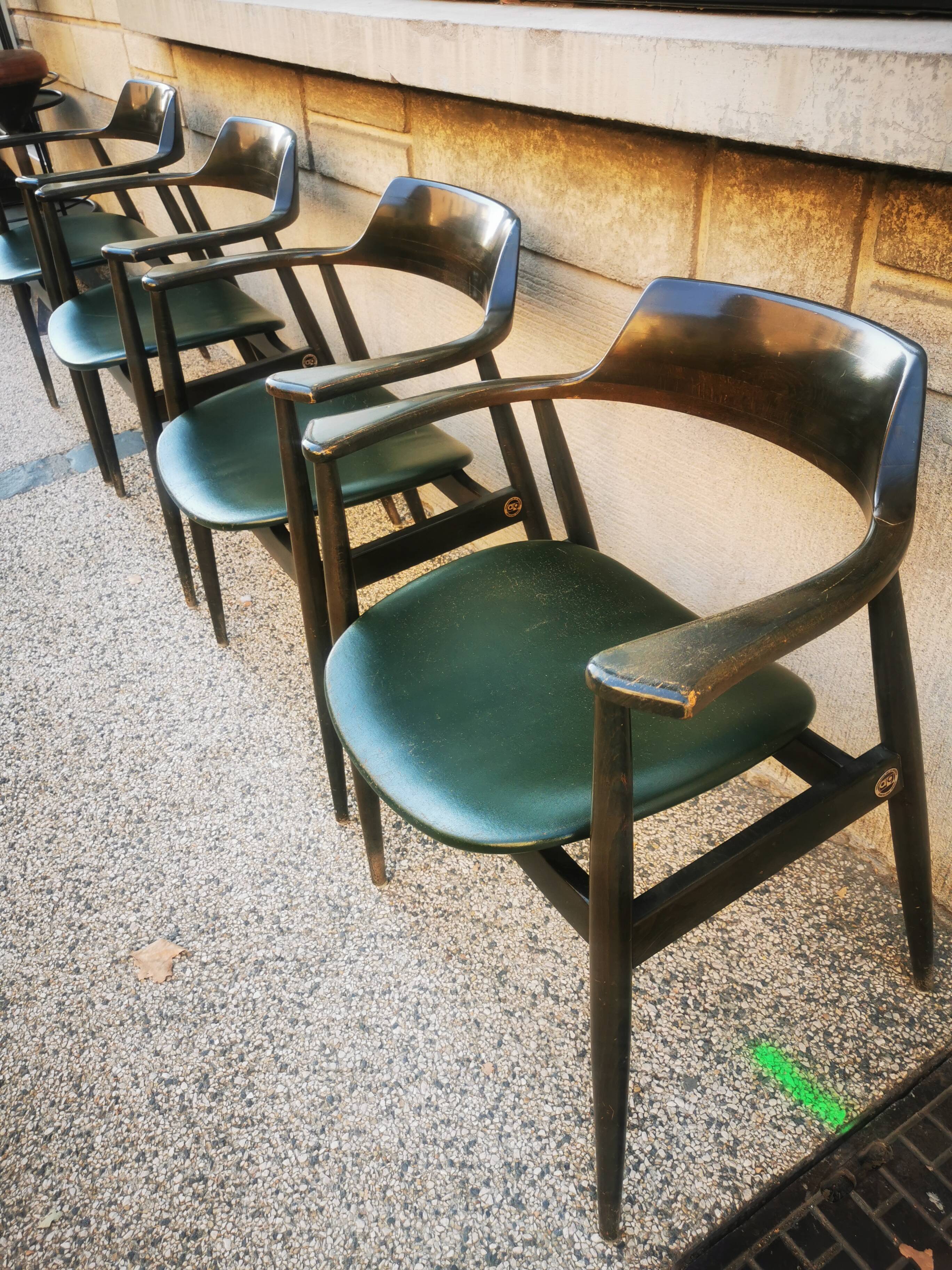 Suite of 4 design chairs by ag barcelona