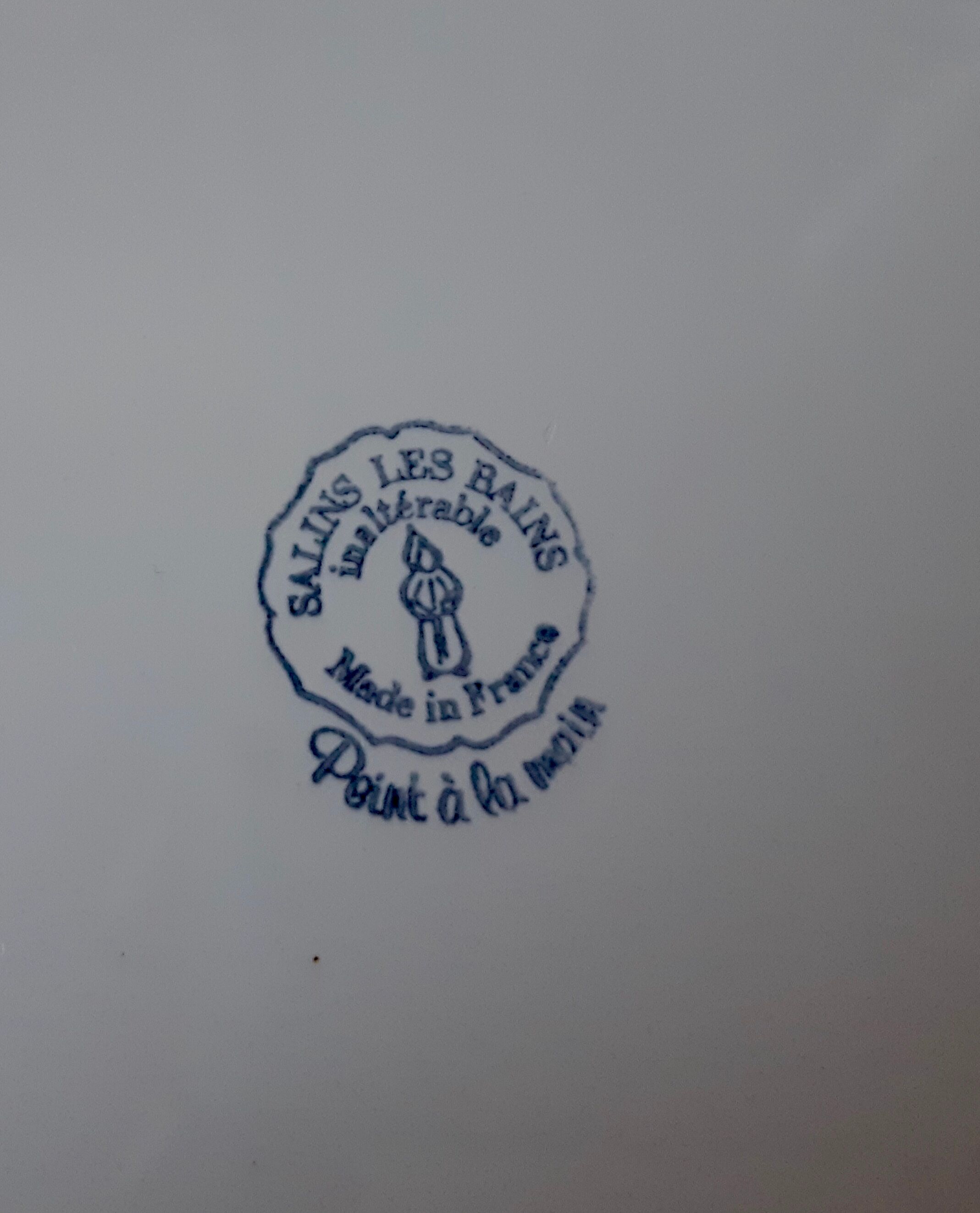 Dish Salins pastel pink