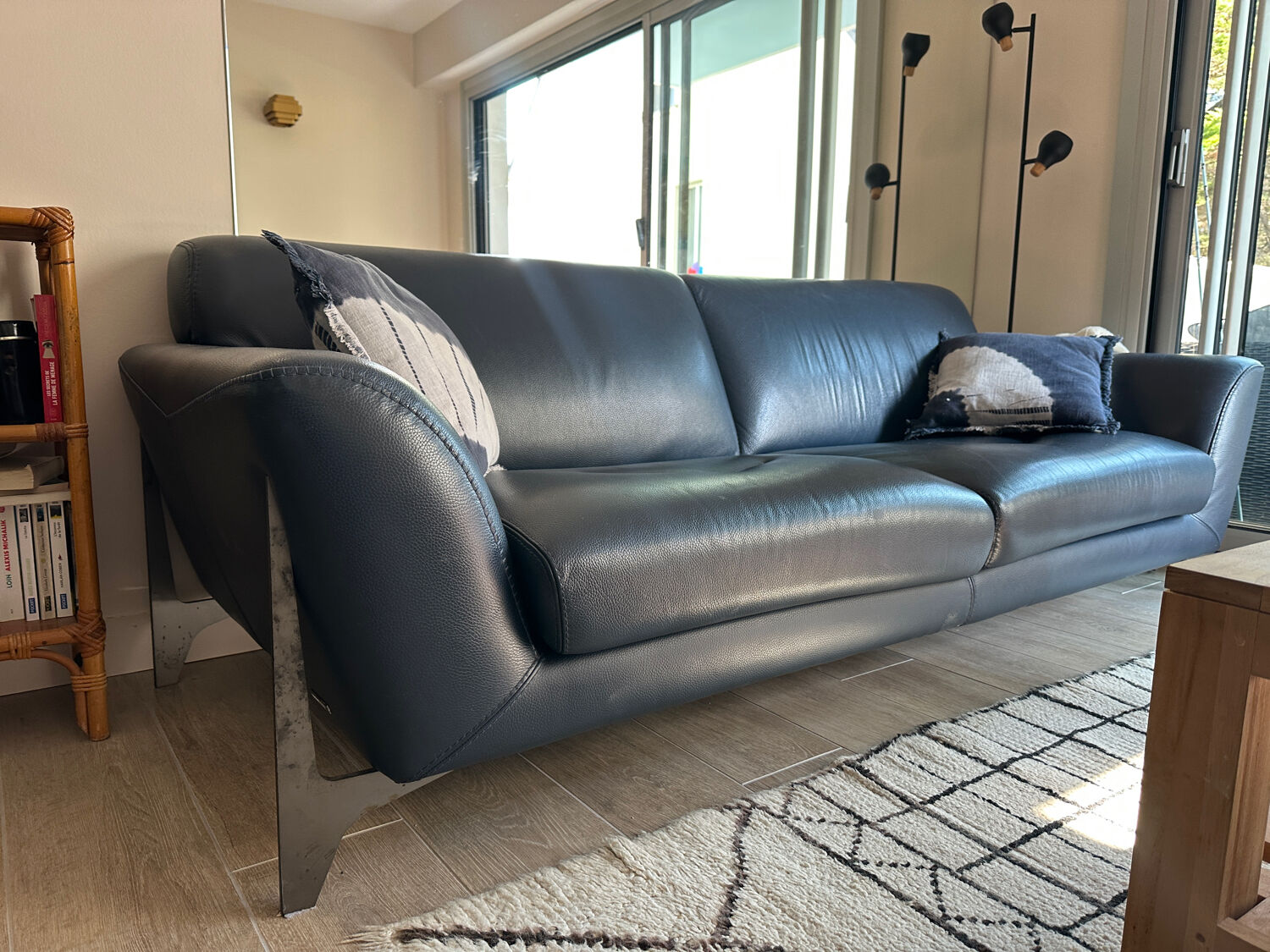 3-seater navy blue leather sofa Ligne Roset model Réflexion
