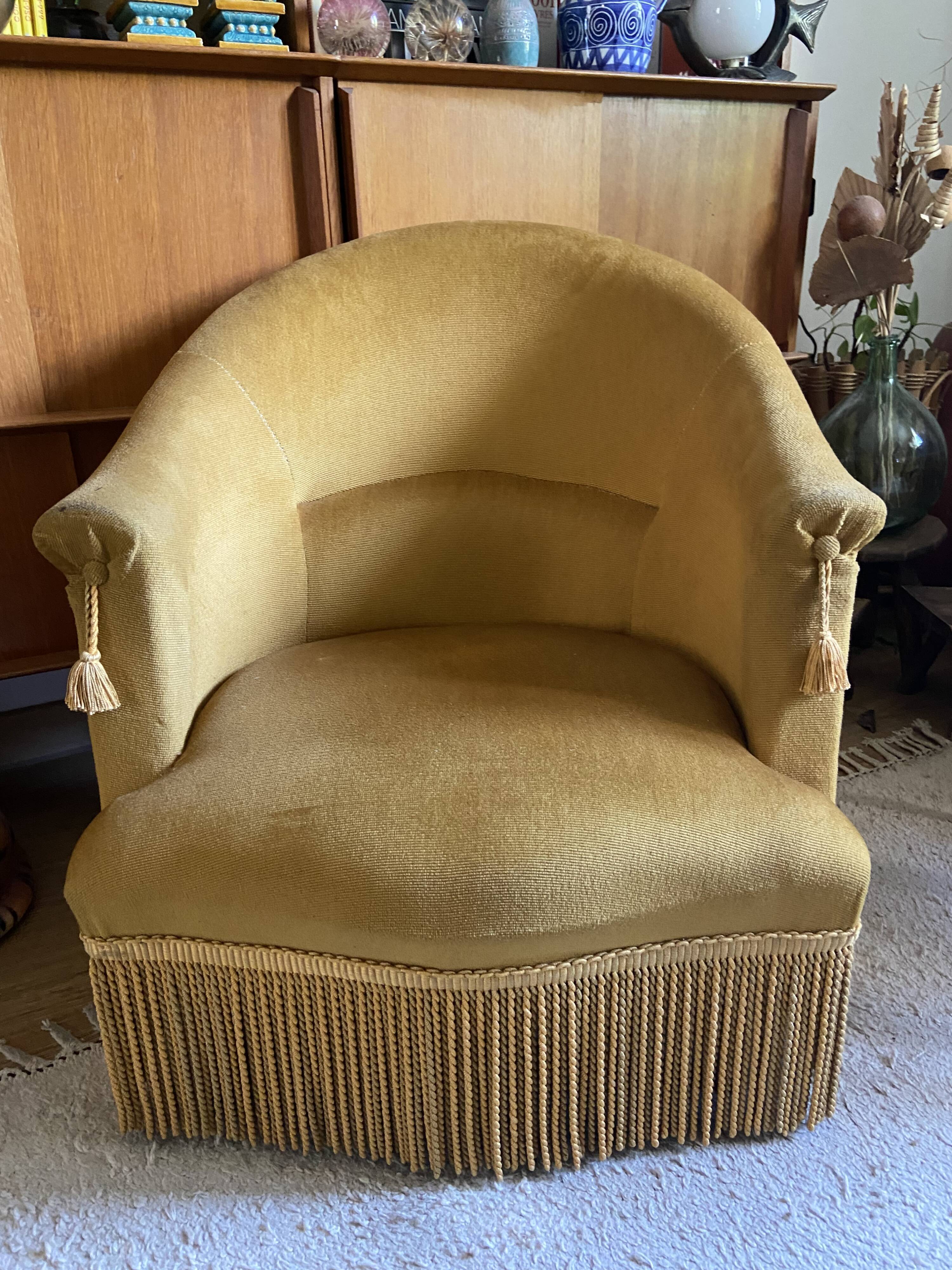 Toad armchair in vintage curry velvet