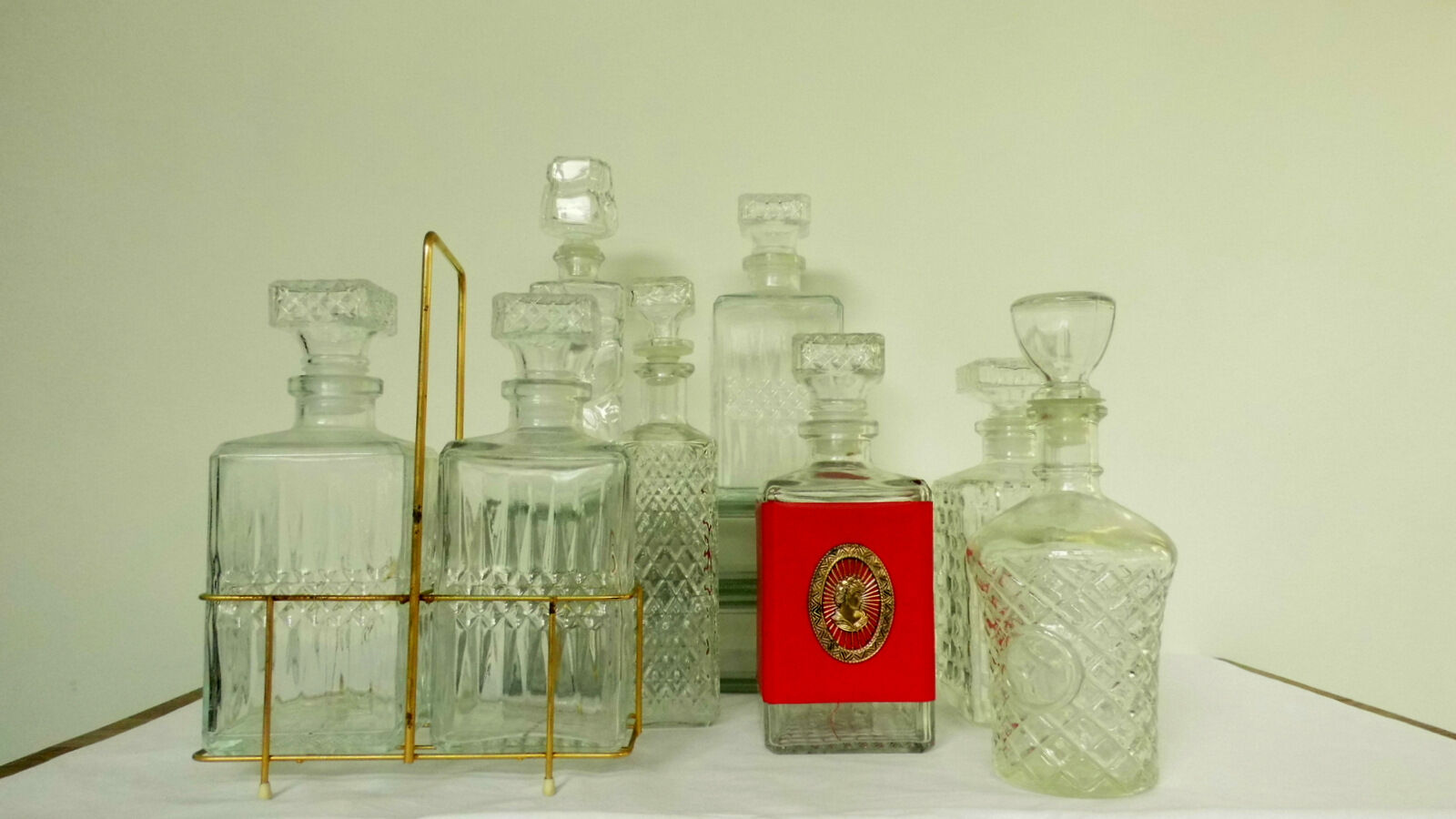 Set of 8 glass decanter crystal