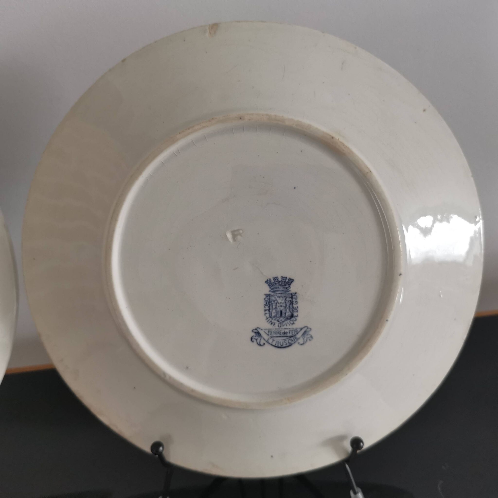 Old "Etruscan" flat plates in opaque porcelain from Gien Terre de Fer