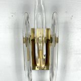 Pair of Sciolari sconces in glass and gilded brass. Italy 1970s