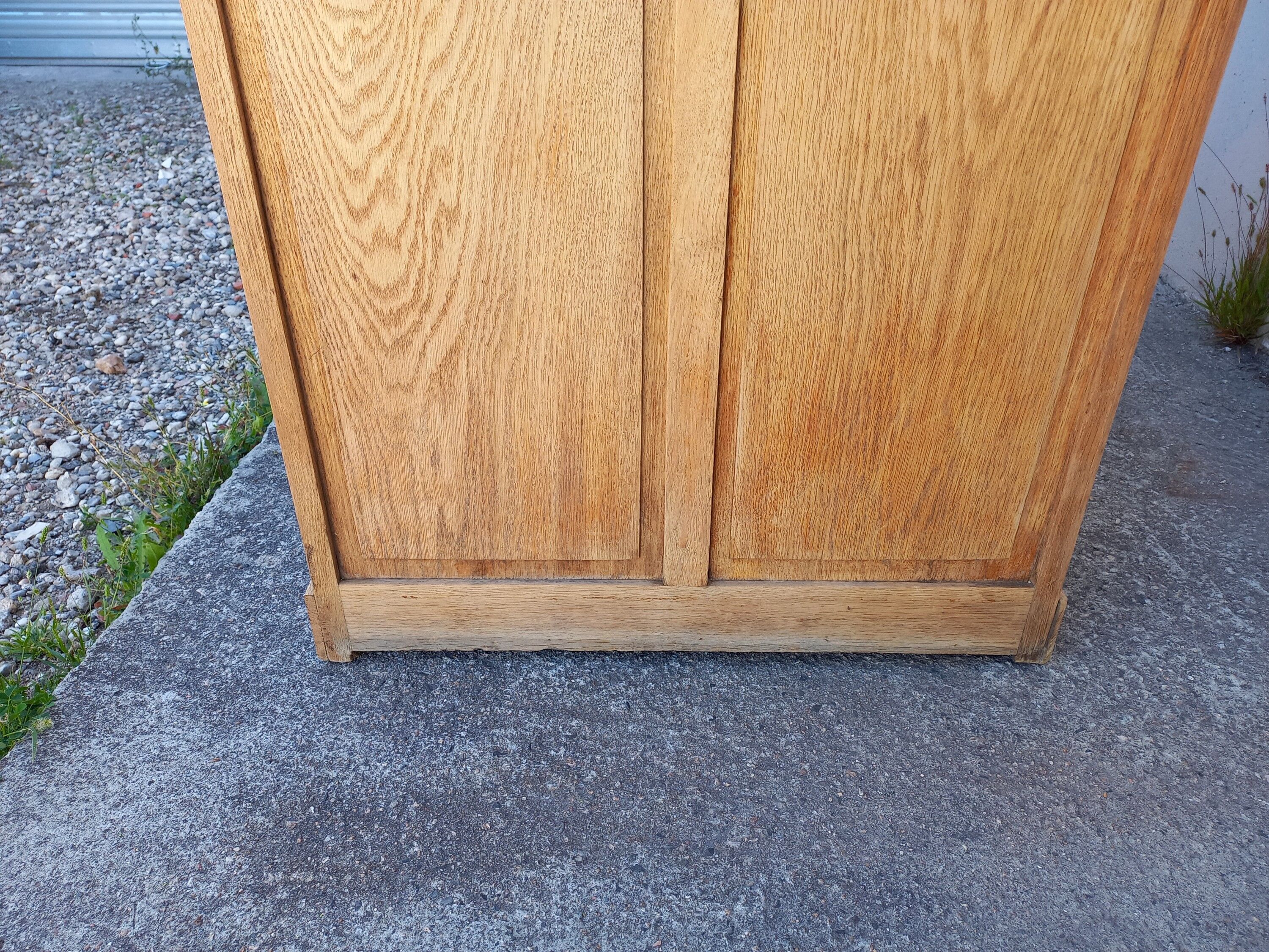 Minister's office in solid oak