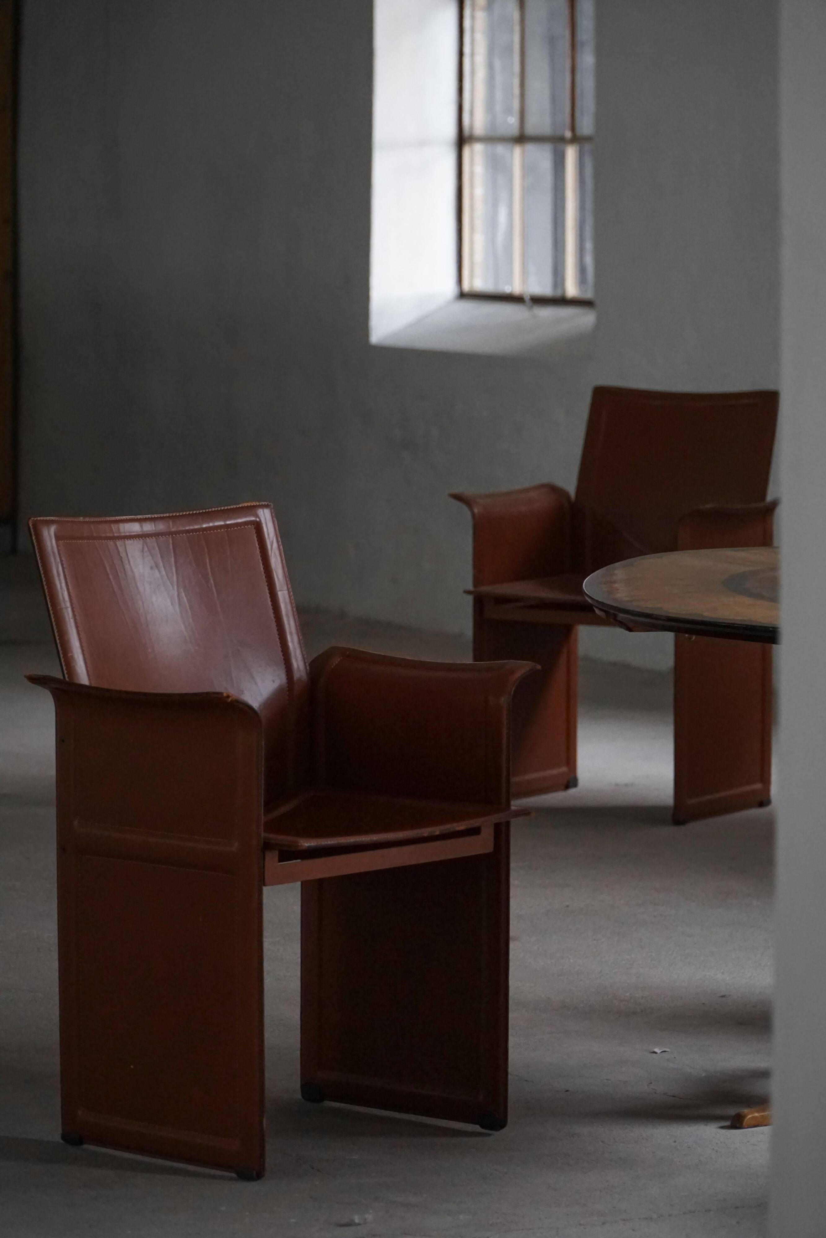 Ensemble de 4 fauteuils en cuir marron/rouge, Tito Agnoli, moderne italien, années 1970