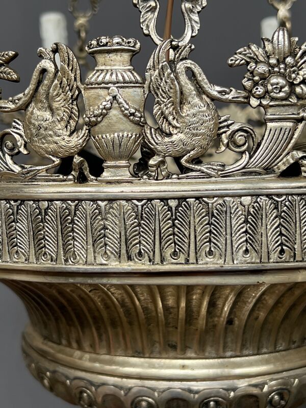 Grand lustre ancien rare en bronze massif argenté de style Empire 12 points lumineux.