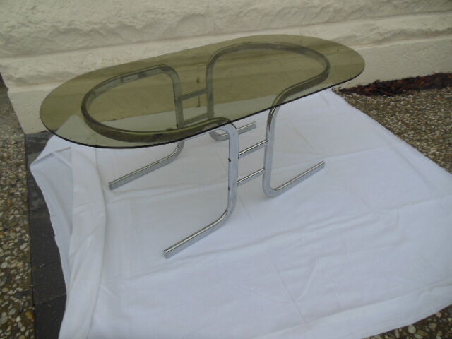 Table low 70 vintage year