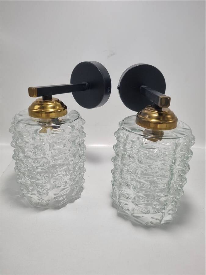 Pair of wall sconces