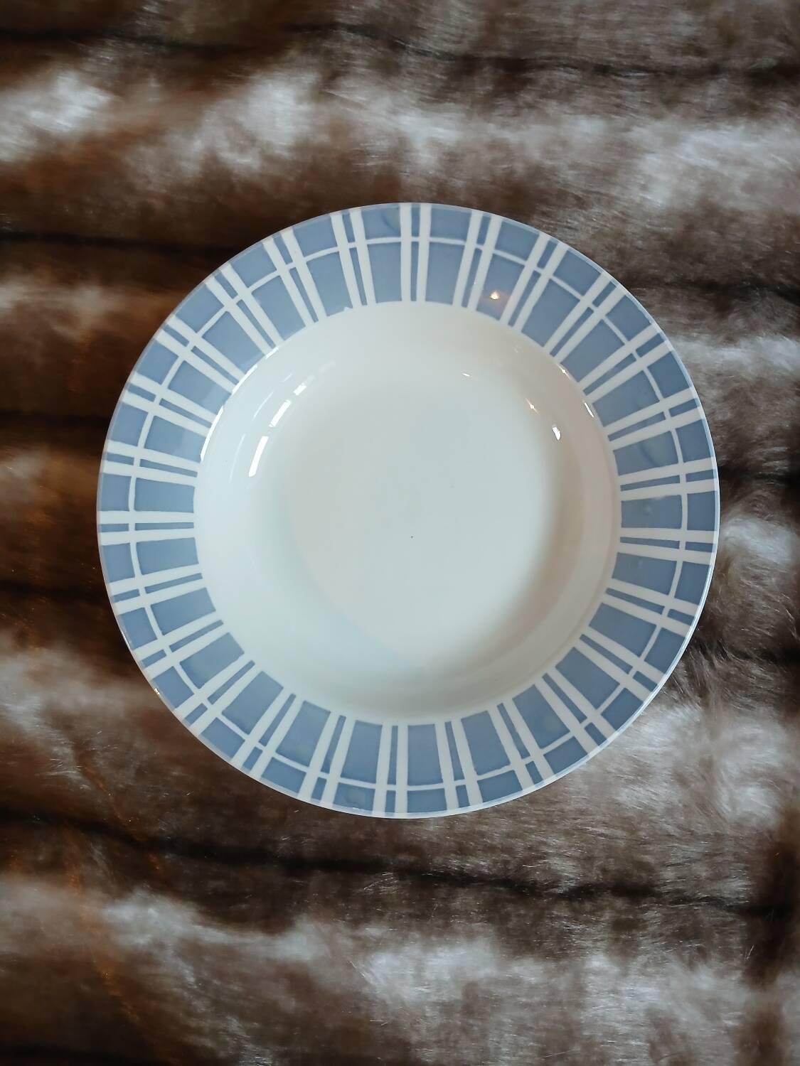 6 mismatched antique deep plates