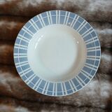 6 mismatched antique deep plates