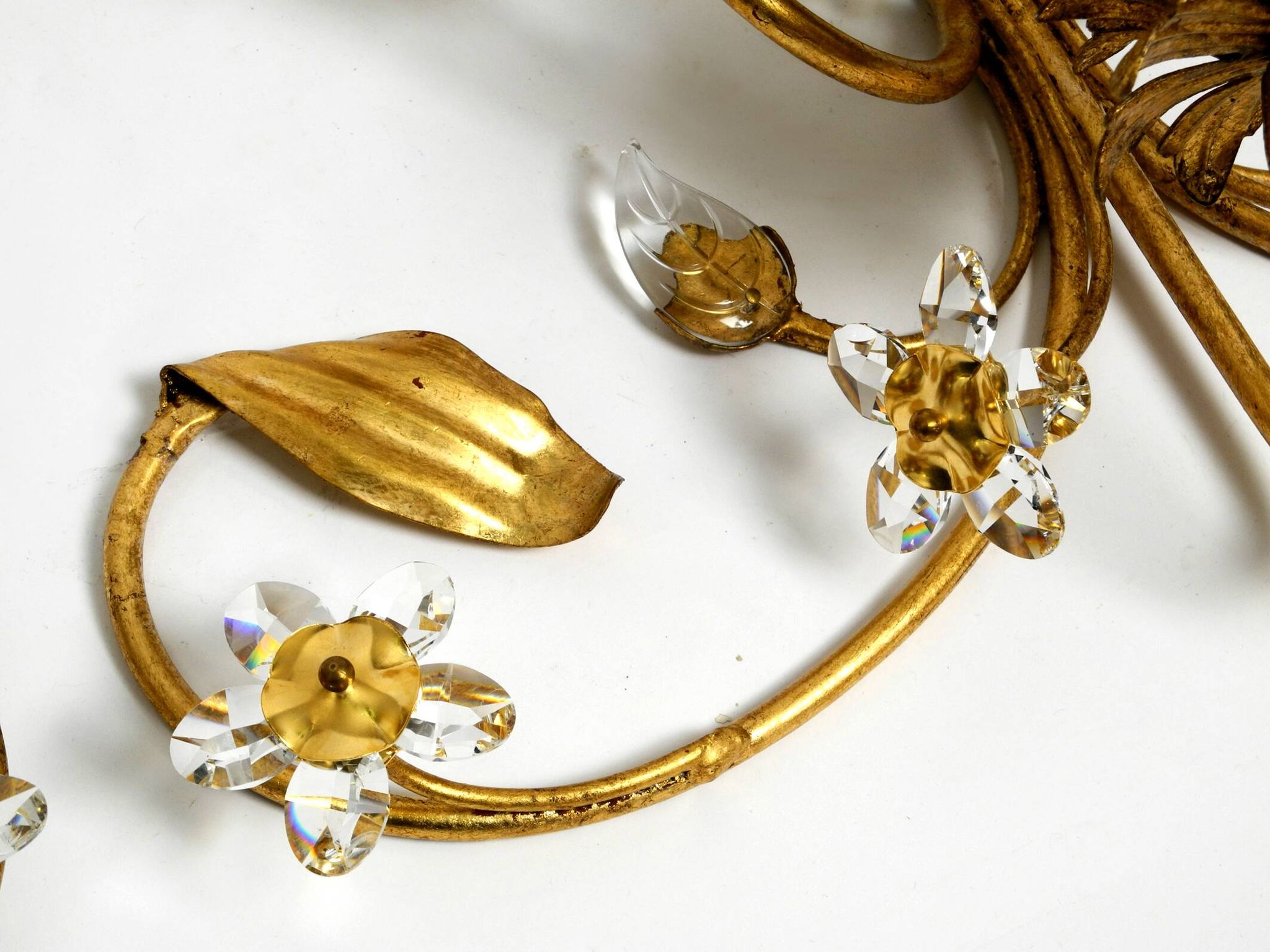 Pair of gold plated Italian 1980's floral Regency Murano glass sconces