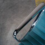 Charles & Ray Eames - Vitra EA116 easy chair