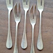 Lot de 5 fourchettes à gâteau en métal argenté