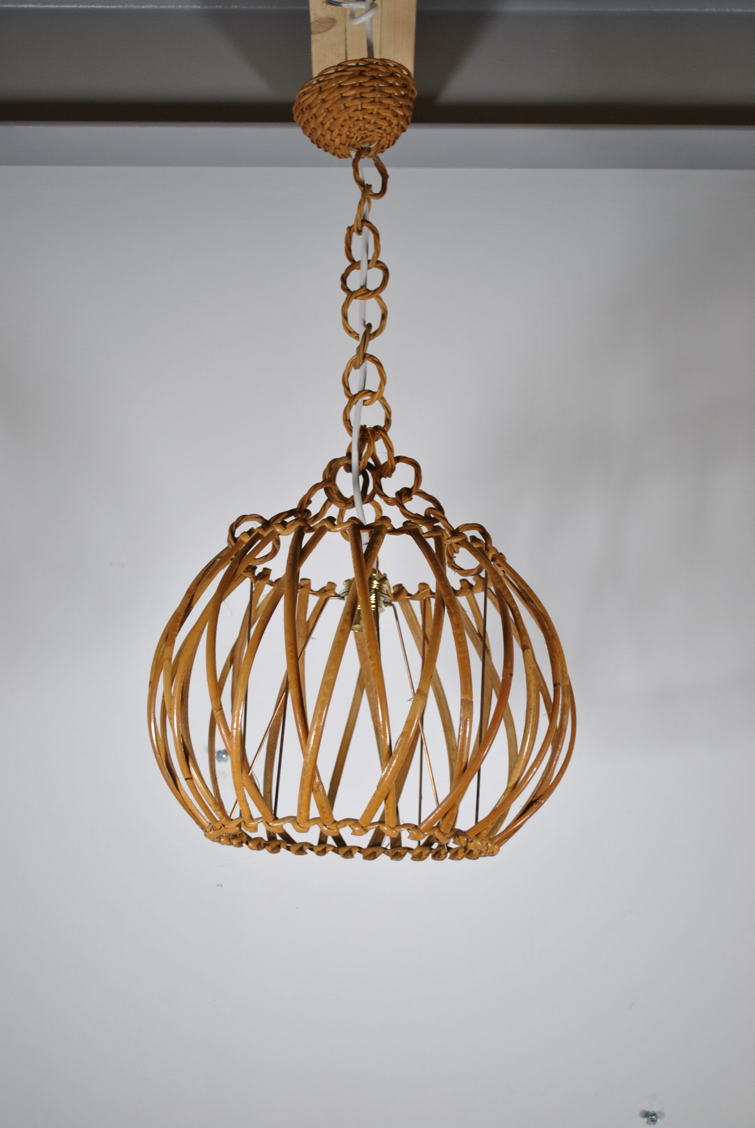 Rattan suspension 1970