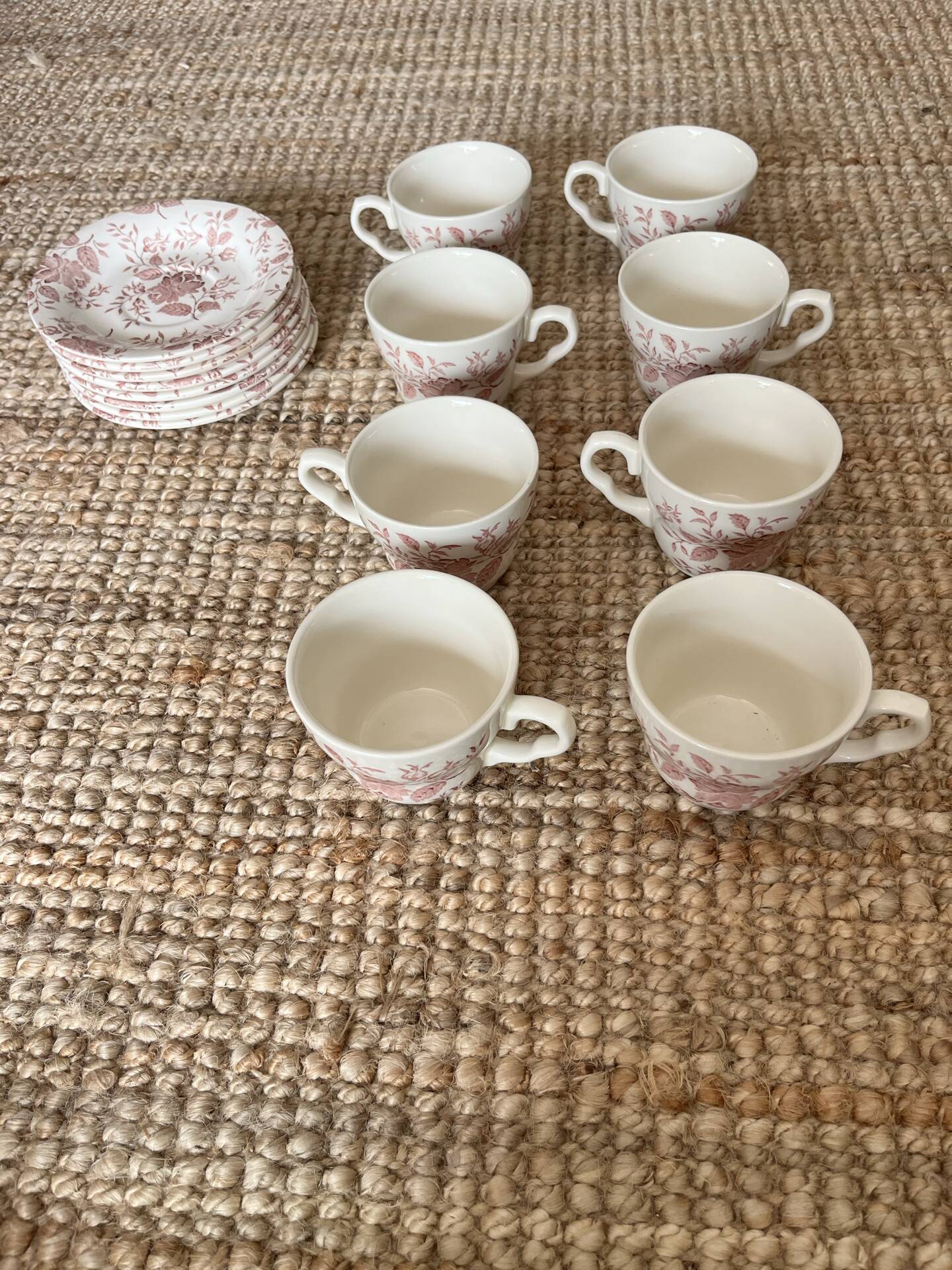 8 tasses à thé