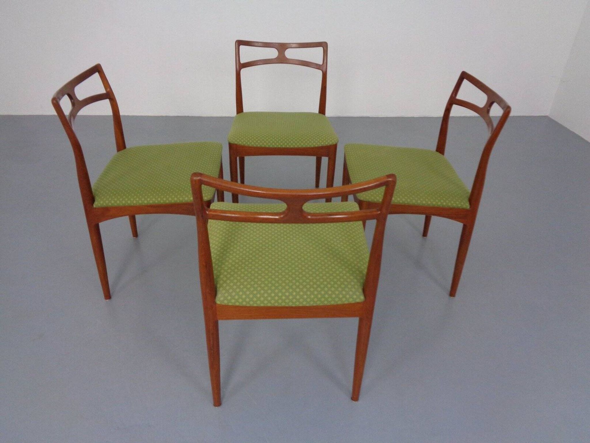 Model 94 Teak Dining Chairs by Johannes Andersen for Christian Linneberg, 1960s, Set of 4